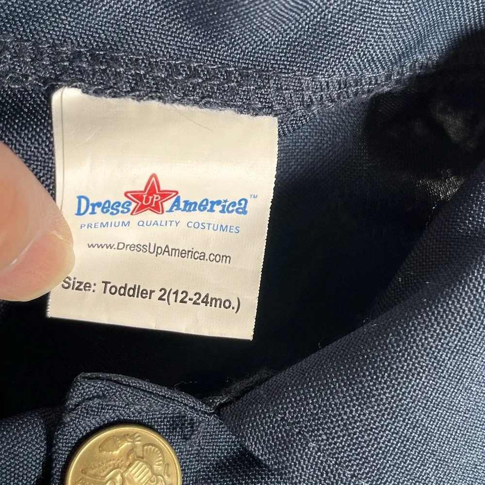 Dress Up America excellent no